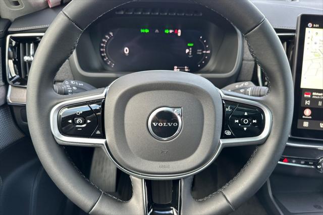 2026 Volvo XC90 Plug-In Hybrid Ultra Dark Theme, T8 AWD, Electric/Gasoline, 6 Seats