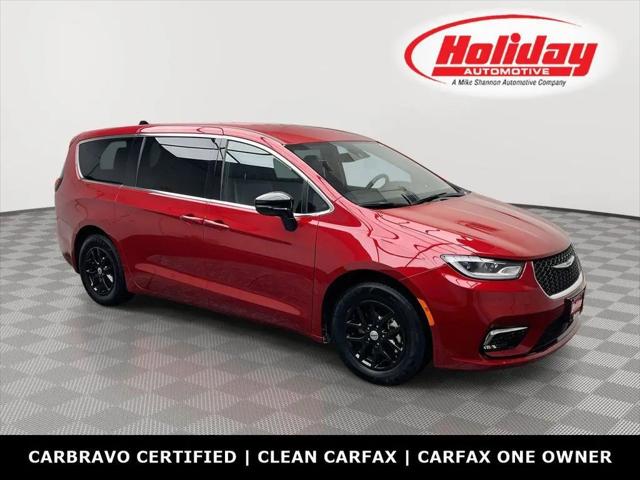 2025 Chrysler Pacifica Select for sale in Fond Du Lac, WI