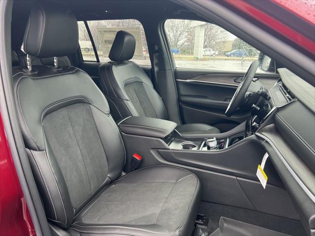 2026 Jeep Grand Cherokee Altitude 4x4