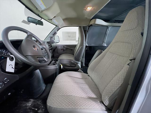 2026 GMC Savana Cargo 2500 Regular Wheelbase, Work Van, RWD