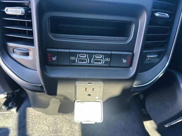 2026 Ram 1500 Laramie Crew Cab 4x4 5'7" Box