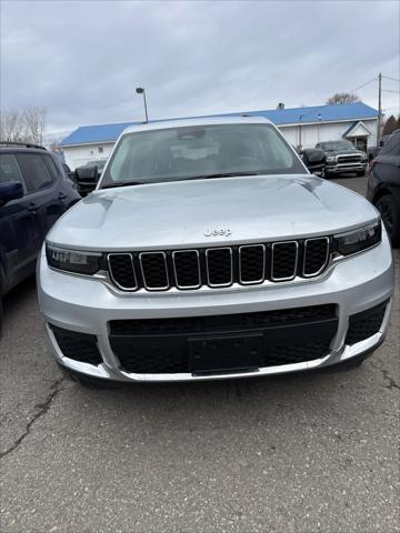 2023 Jeep Grand Cherokee L Laredo 4x4