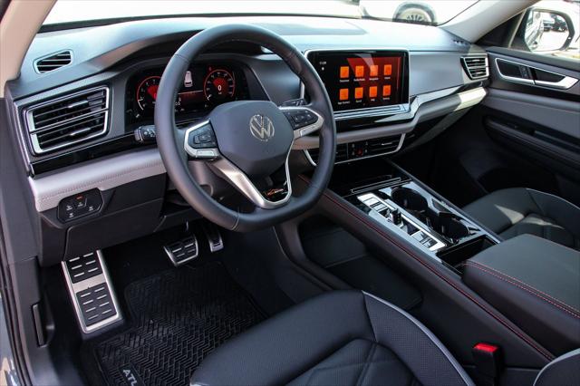 2026 Volkswagen Atlas Peak Edition
