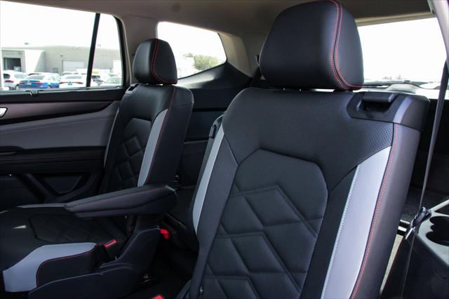 2026 Volkswagen Atlas Peak Edition