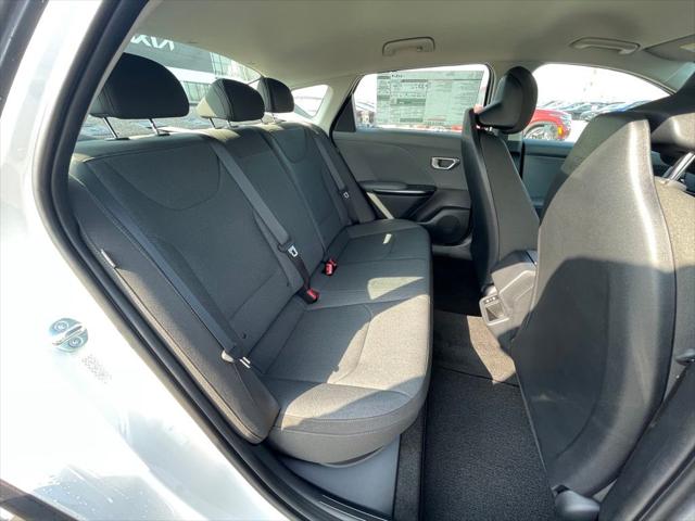 2026 Kia K4 LXS