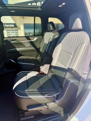 2026 GMC Acadia Denali FWD