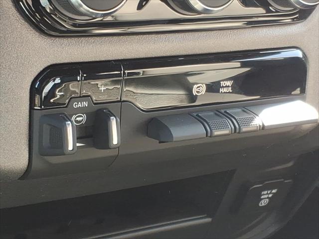 2026 Ram 3500 Tradesman Crew Cab 4x4 8' Box