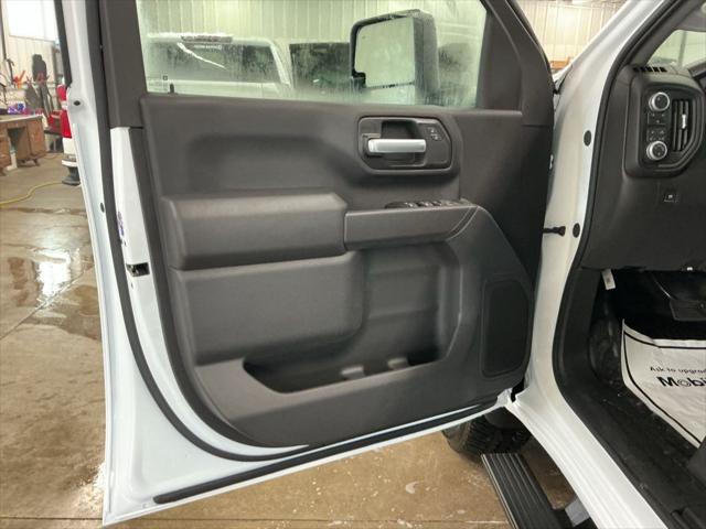 2026 GMC Sierra 3500HD Crew Cab, Long Bed, Pro, 4WD