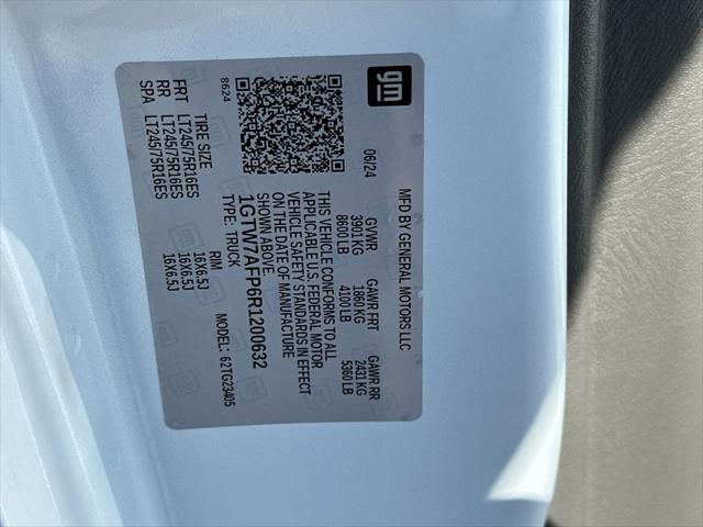 2024 GMC Savana Cargo RWD 2500 Regular Wheelbase Work Van