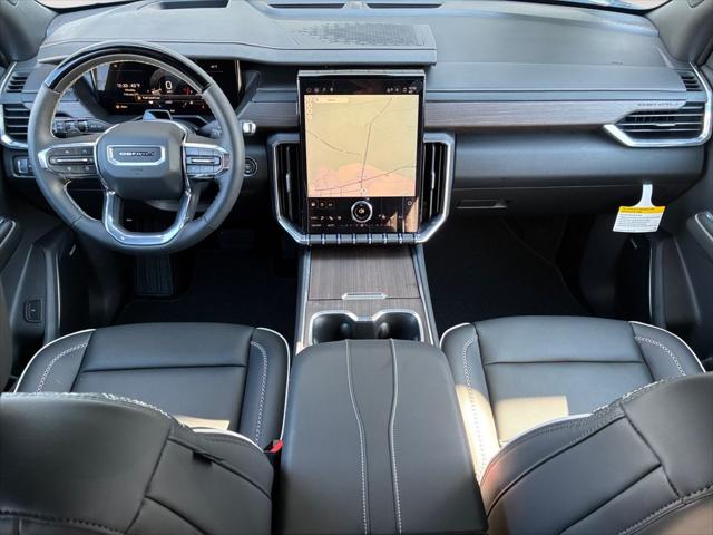 2026 GMC Acadia Denali FWD