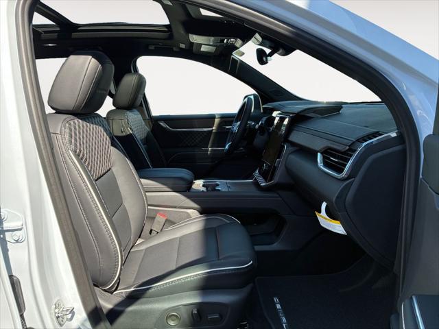 2026 GMC Acadia Denali FWD