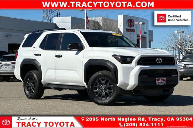 2025 Toyota 4Runner SR5 4WD's photo