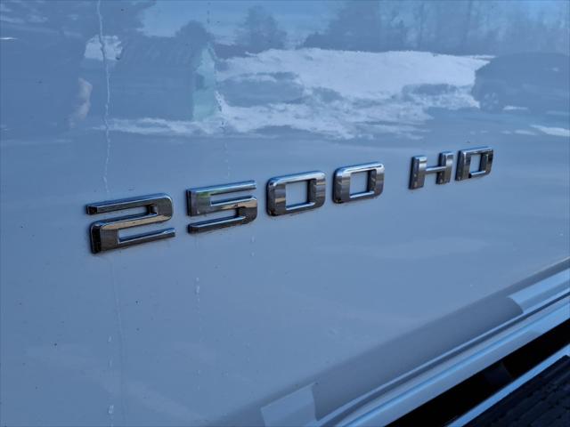 2025 Chevrolet Silverado 2500HD 4WD Crew Cab Standard Bed LT