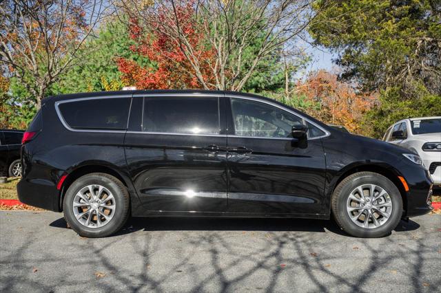 2026 Chrysler Pacifica PACIFICA SELECT AWD 2026 Chrysler Pacifica PACIFICA SELECT AWD