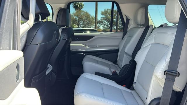 2026 Lincoln Navigator Premiere