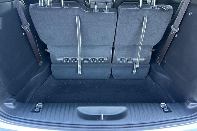 2026 Chrysler Voyager Voyager Lx
