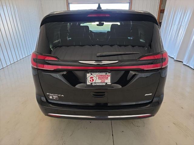 2026 Chrysler Pacifica Select AWD