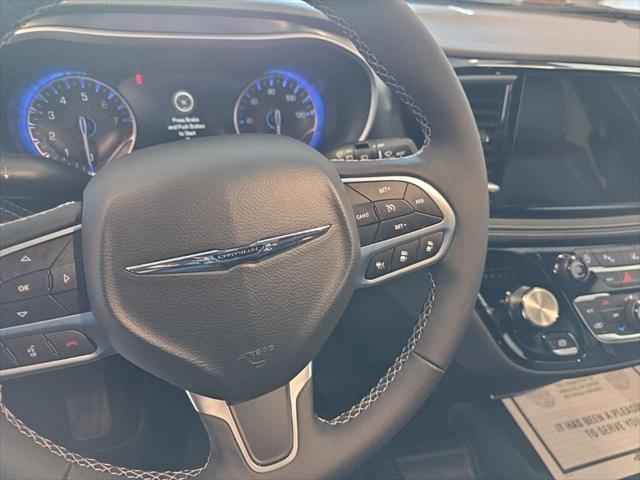 2026 Chrysler Pacifica Select AWD
