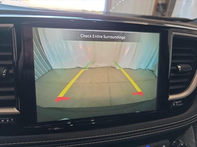 2026 Chrysler Pacifica Select AWD