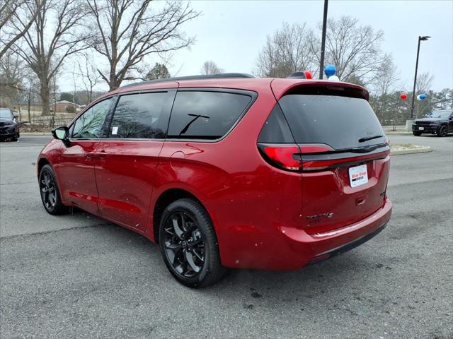 2026 Chrysler Pacifica Limited AWD