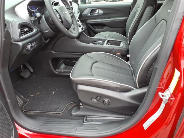 2026 Chrysler Pacifica Limited AWD