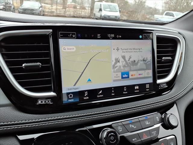2026 Chrysler Pacifica Limited AWD