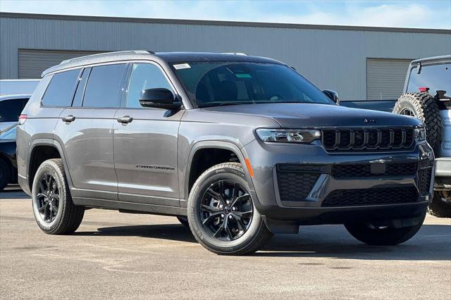 2026 Jeep Grand Cherokee L Grand Cherokee Laredo Altitude 4x4