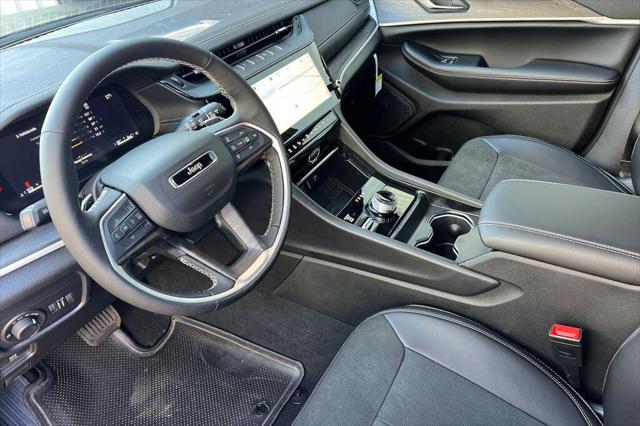 2026 Jeep Grand Cherokee L Grand Cherokee Laredo Altitude 4x4