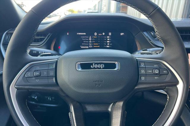 2026 Jeep Grand Cherokee L Grand Cherokee Laredo Altitude 4x4