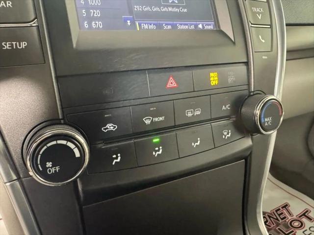 2017 Toyota Camry LE