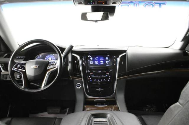 2020 Cadillac Escalade ESV 4WD Luxury