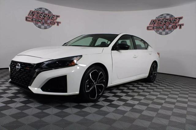 2024 Nissan Altima SR FWD