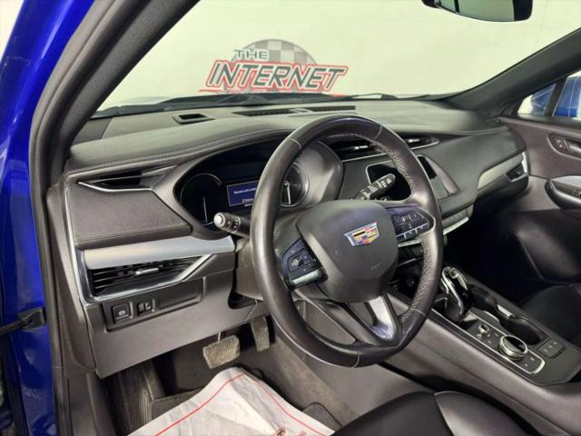 2021 Cadillac XT4 AWD Premium Luxury