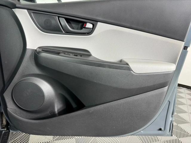 2022 Hyundai Kona SE