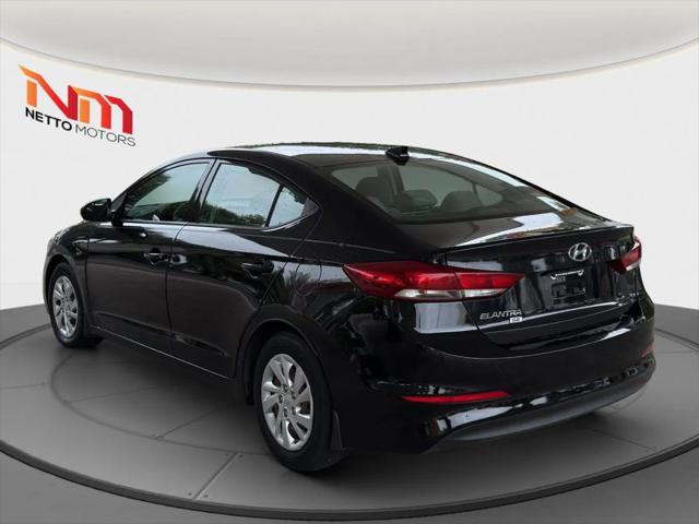 2018 Hyundai Elantra SE