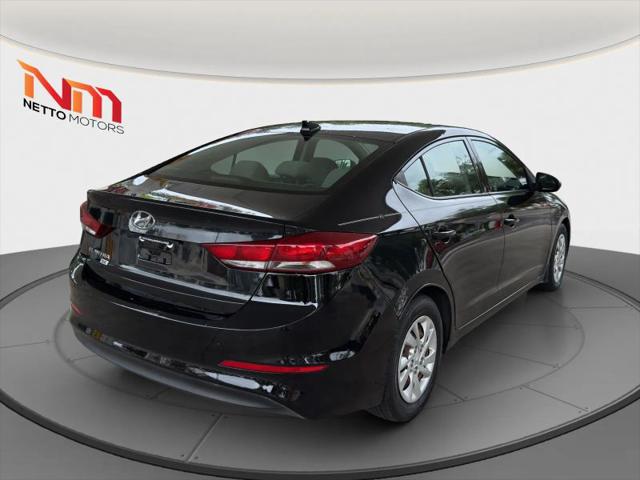 2018 Hyundai Elantra SE