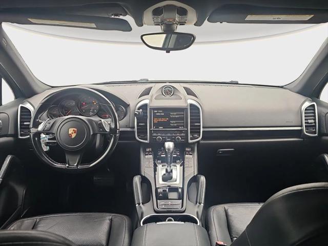 2014 Porsche Cayenne Platinum Edition