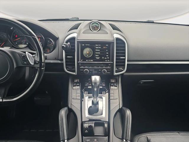 2014 Porsche Cayenne Platinum Edition