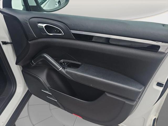 2014 Porsche Cayenne Platinum Edition