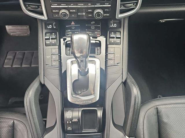 2014 Porsche Cayenne Platinum Edition