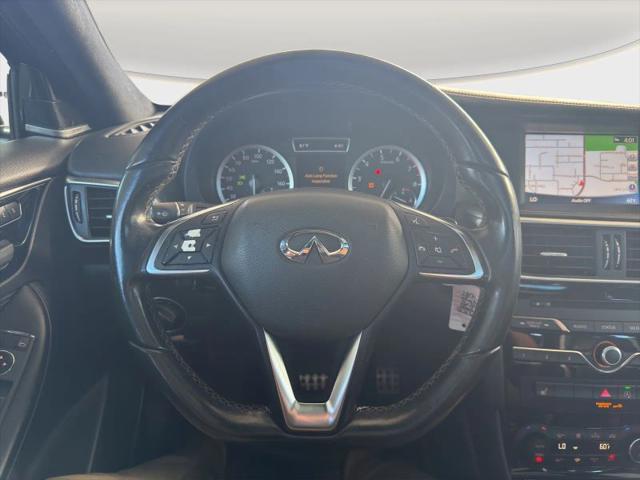 2017 INFINITI QX30 Sport