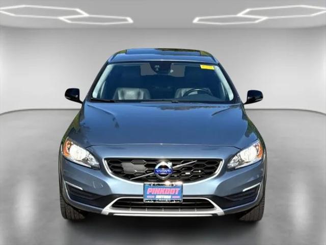 2017 Volvo V60 Cross Country T5