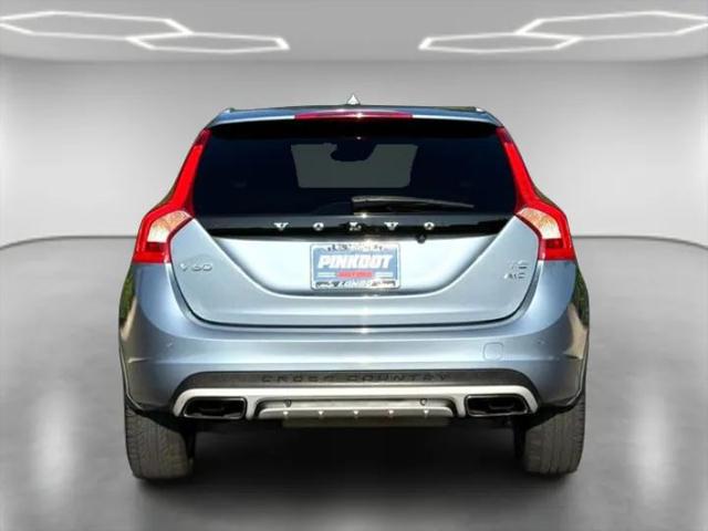 2017 Volvo V60 Cross Country T5