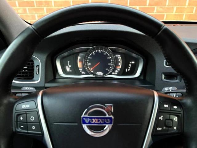2017 Volvo V60 Cross Country T5
