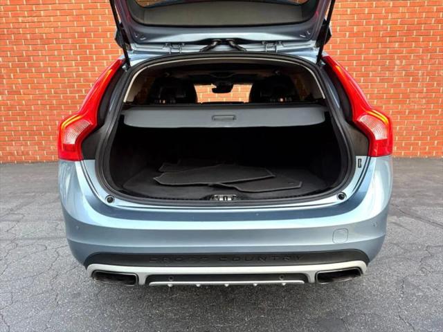 2017 Volvo V60 Cross Country T5