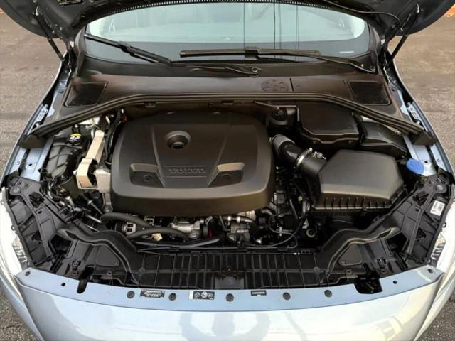 2017 Volvo V60 Cross Country T5