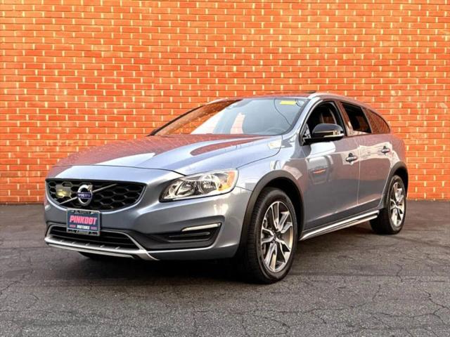 2017 Volvo V60 Cross Country T5