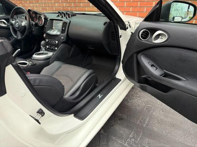 2010 Nissan 370Z Touring