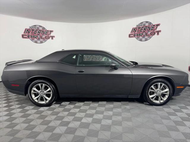 2021 Dodge Challenger SXT AWD