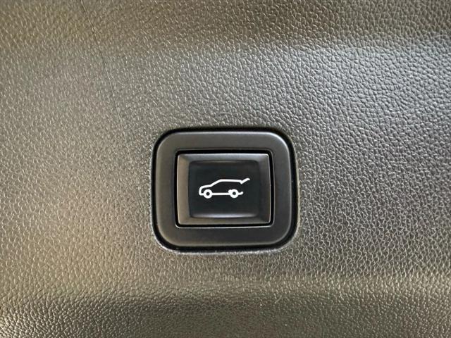 2022 GMC Yukon 4WD AT4